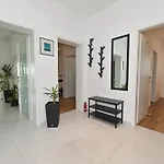 Sportiva With Private Heated Pool * Задар