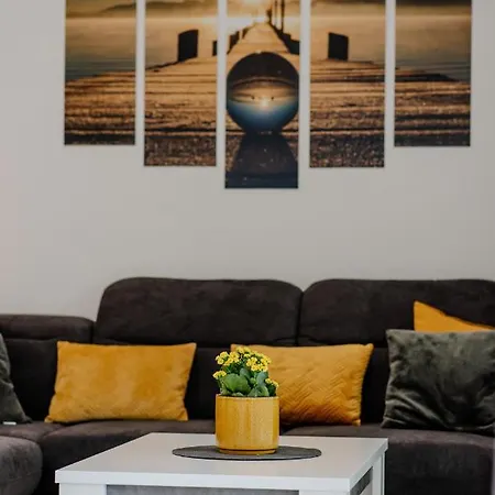 Sportiva With Private Heated Pool Vila *