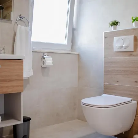 Vila Sportiva With Private Heated Pool *