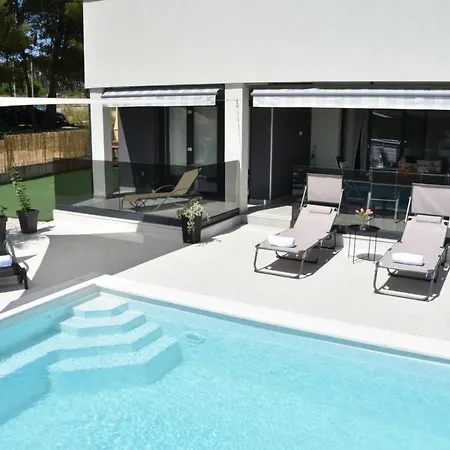 Sportiva With Private Heated Pool