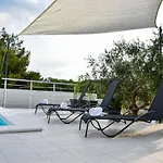 Sportiva With Private Heated Pool Βίλα *