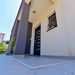 Βίλα Sportiva With Private Heated Pool *
