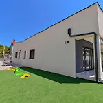 Sportiva With Private Heated Pool Villa Zadar
