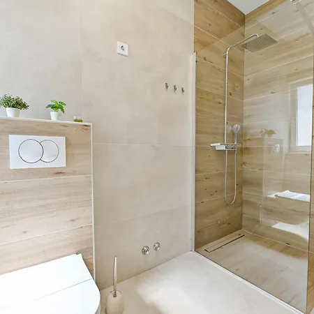 Sportiva With Private Heated Pool Vila Zadar