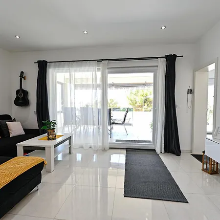 Vila Sportiva With Private Heated Pool Zadar