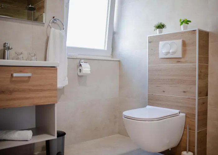 Villa Sportiva With Private Heated Pool *