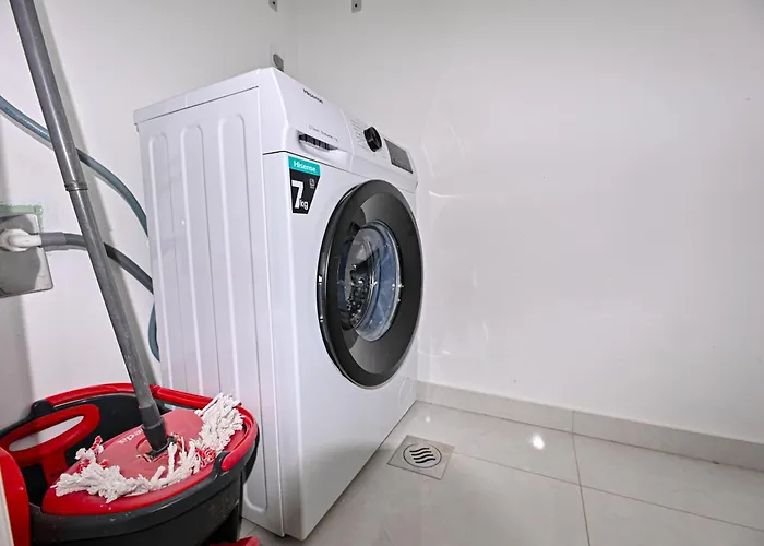 Villa Sportiva With Private Heated Pool *